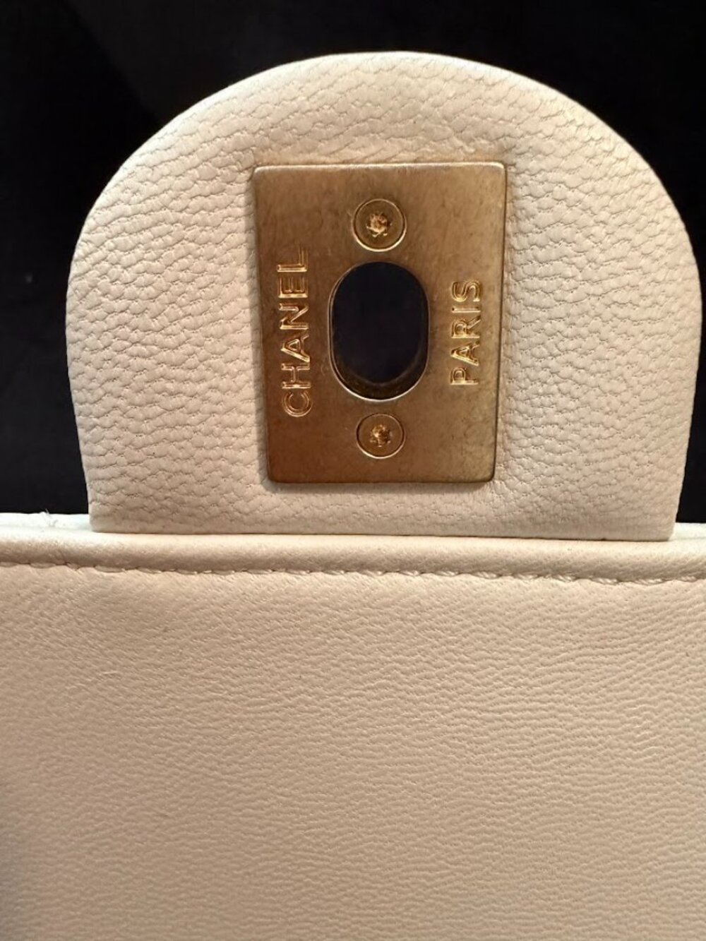 Chanel R2649 White Lambskin Mini Flap Bag Quilted Gold CC Chain Top Handle Rare - Picture 10 of 16
